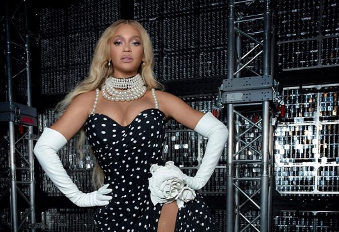 Beyoncé to be honored with the iHeartRadio Innovator Award