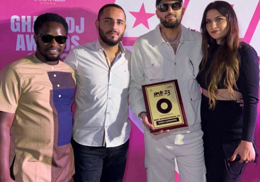 DJSKY-awards-3