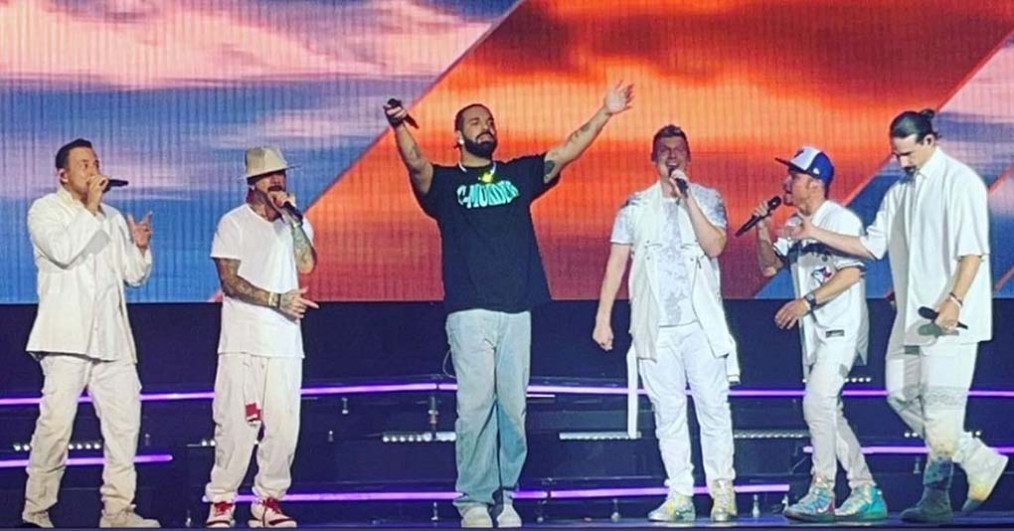 Drake Performs 'I Want It That Way' With Backstreet Boys in Toronto