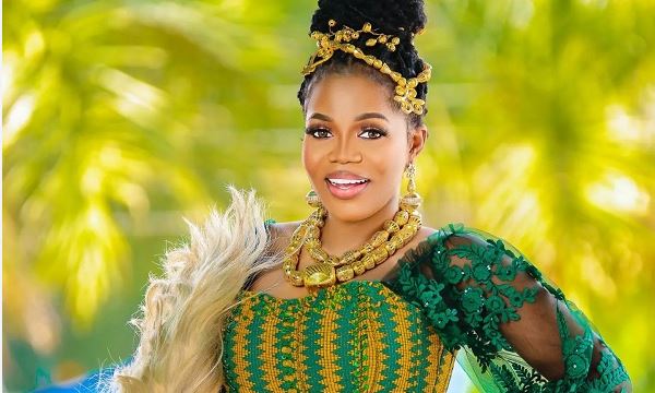 People think I'm a strong woman but I cry when people criticize me harshly – Mzbel