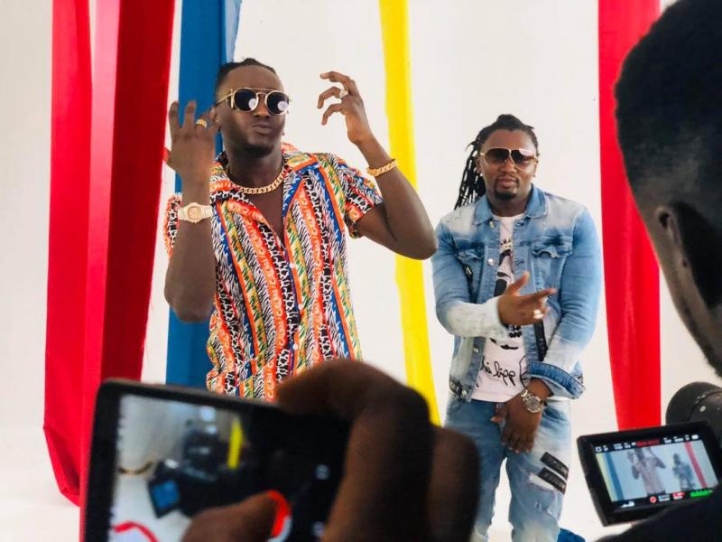 Nouvelle Video Titre Kouman N'na Par Spaike Feat Azaya, Une Delice sensationnelle